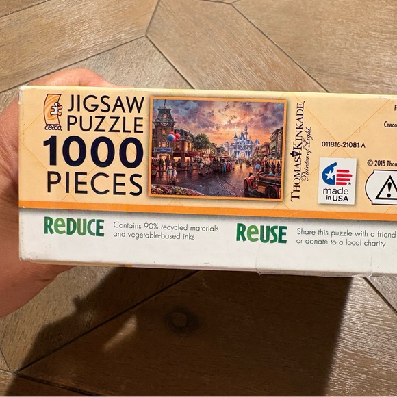 Thomas Kinkade Disney Parks Exclusive Puzzle Disneyland 60th Anniversary - Picture 4 of 5